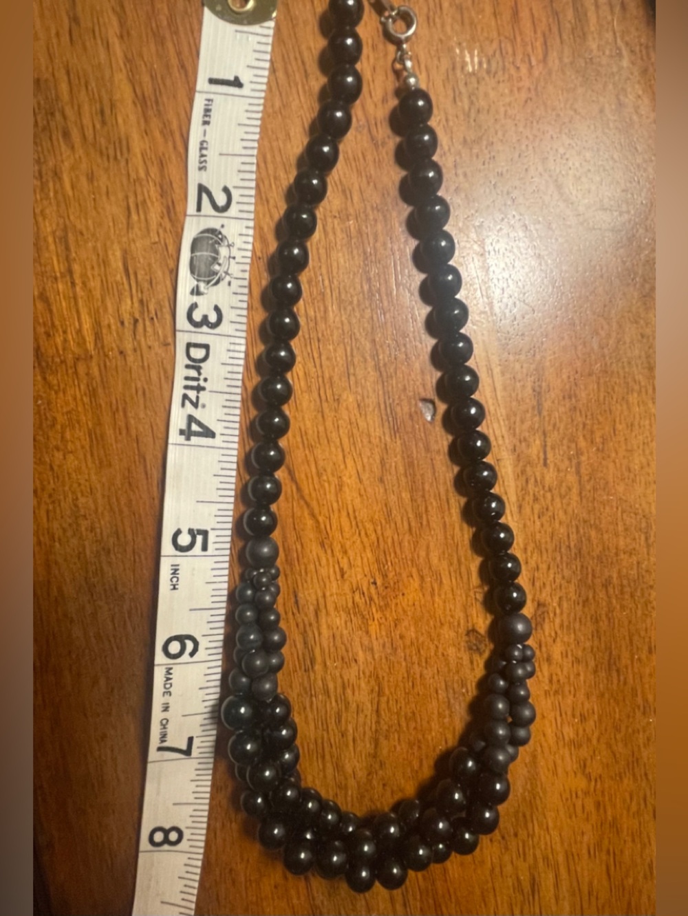 Classic VTG Black Beaded Necklace - Elegant Women's Jewelry - Picture 3 of 3